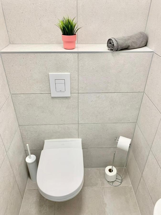 Penthouse Young #Freeparking Apartment Budapest Bagian luar foto