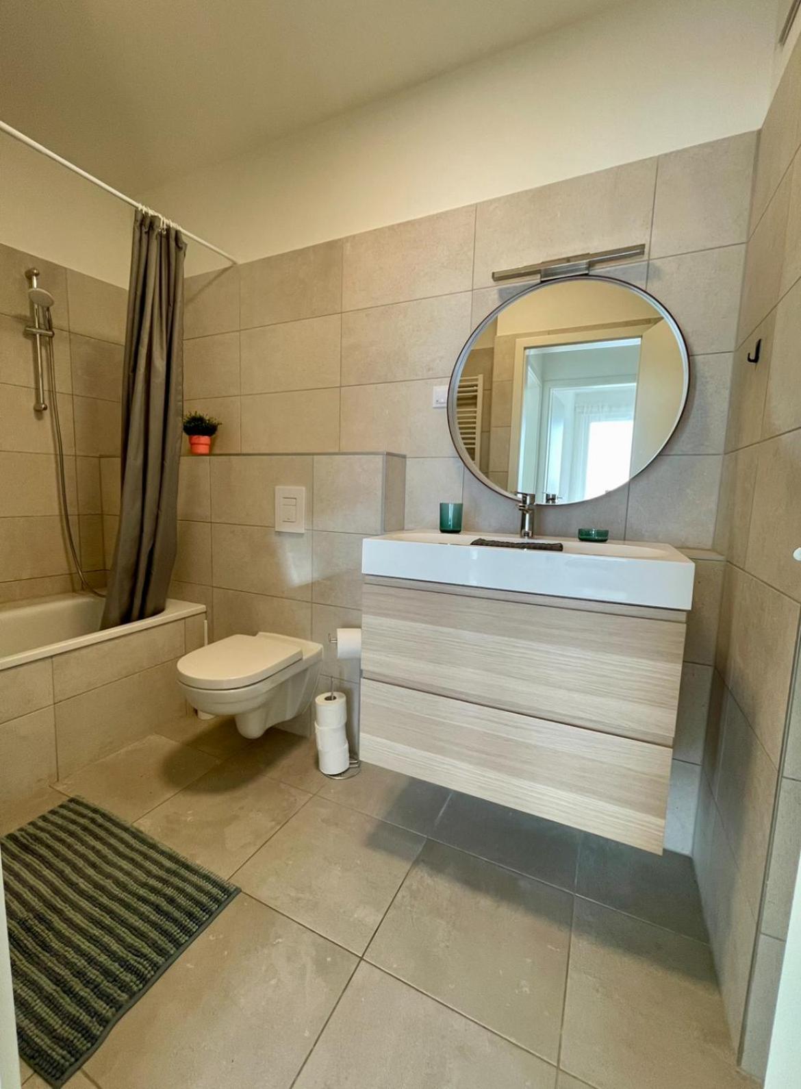 Penthouse Young #Freeparking Apartment Budapest Bagian luar foto